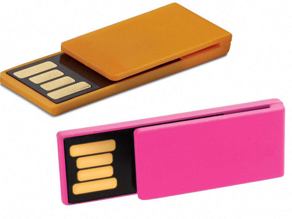 WGS-CLIP01 — Clip-shaped USB flash drive. Can be attached to a document and serves as a bookmark